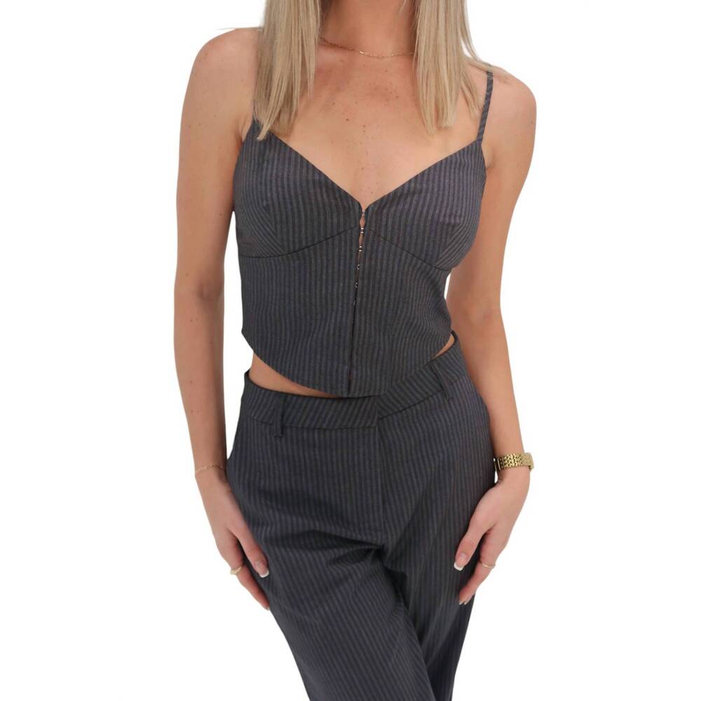 NEW LOUCIA in the office top in charcoal